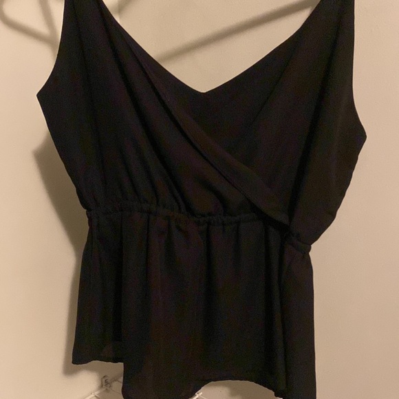Black v neck top - Picture 2 of 3